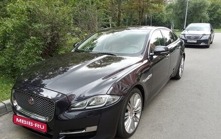 Jaguar XJ IV (X351), 2017 год, 4 300 000 рублей, 6 фотография