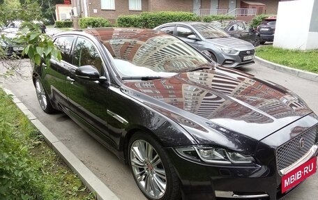 Jaguar XJ IV (X351), 2017 год, 4 300 000 рублей, 9 фотография