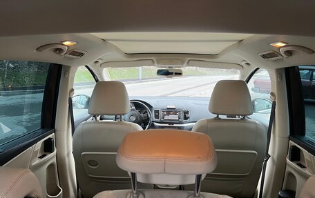 Volkswagen Sharan II, 2011 год, 1 350 000 рублей, 8 фотография
