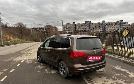Volkswagen Sharan II, 2011 год, 1 350 000 рублей, 3 фотография
