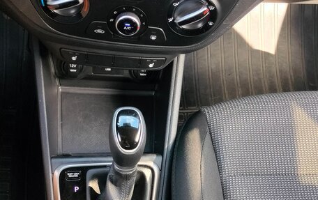 Hyundai Solaris II рестайлинг, 2020 год, 2 150 000 рублей, 13 фотография