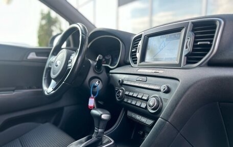 KIA Sportage IV рестайлинг, 2017 год, 1 800 000 рублей, 21 фотография