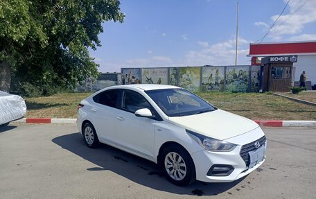 Hyundai Solaris II рестайлинг, 2019 год, 840 000 рублей, 2 фотография