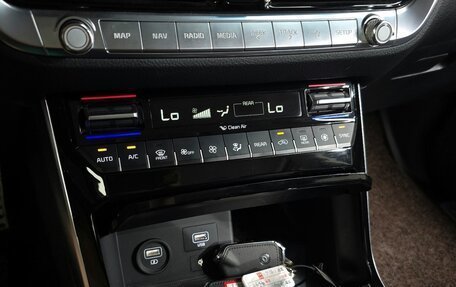 KIA Mohave I, 2021 год, 3 937 000 рублей, 18 фотография