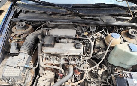 Volkswagen Passat B4, 1993 год, 150 000 рублей, 10 фотография