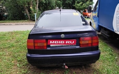 Volkswagen Passat B4, 1993 год, 150 000 рублей, 4 фотография
