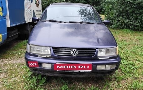 Volkswagen Passat B4, 1993 год, 150 000 рублей, 2 фотография