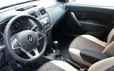 Renault Logan II, 2021 год, 1 400 000 рублей, 6 фотография