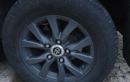 Toyota Land Cruiser 200, 2012 год, 4 000 000 рублей, 9 фотография