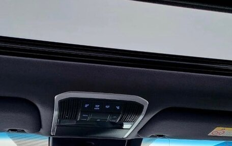 Toyota Land Cruiser, 2022 год, 11 000 000 рублей, 12 фотография