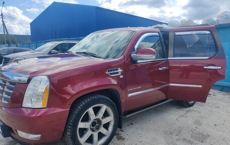 Cadillac Escalade III, 2011 год, 1 800 000 рублей, 7 фотография