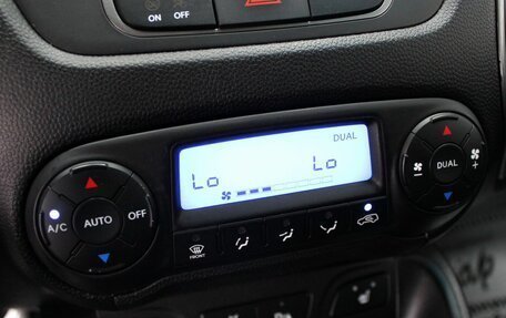 Hyundai ix35 I рестайлинг, 2013 год, 1 035 000 рублей, 15 фотография