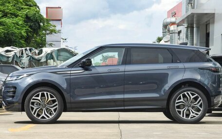 Land Rover Range Rover Evoque II, 2025 год, 5 750 000 рублей, 2 фотография