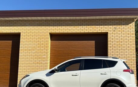 Toyota RAV4, 2016 год, 2 620 000 рублей, 1 фотография