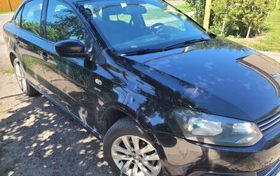 Volkswagen Polo VI (EU Market), 2013 год, 880 000 рублей, 1 фотография