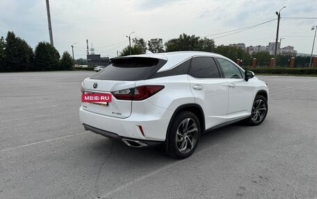 Lexus RX IV рестайлинг, 2017 год, 5 700 000 рублей, 4 фотография