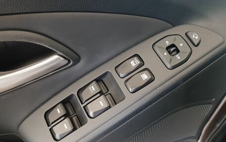 Hyundai ix35 I рестайлинг, 2013 год, 1 349 000 рублей, 15 фотография