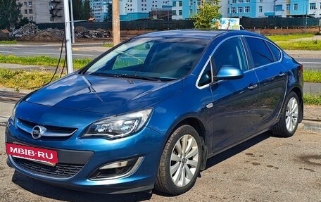 Opel Astra J, 2013 год, 880 000 рублей, 9 фотография