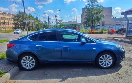 Opel Astra J, 2013 год, 880 000 рублей, 25 фотография