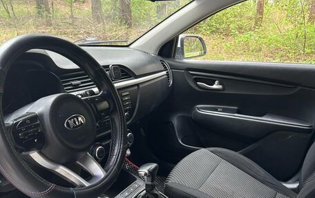KIA Rio IV, 2018 год, 1 100 000 рублей, 7 фотография