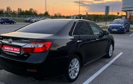Toyota Camry, 2012 год, 1 900 000 рублей, 1 фотография