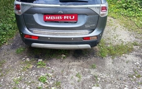 Mitsubishi Outlander III рестайлинг 3, 2012 год, 1 200 000 рублей, 5 фотография