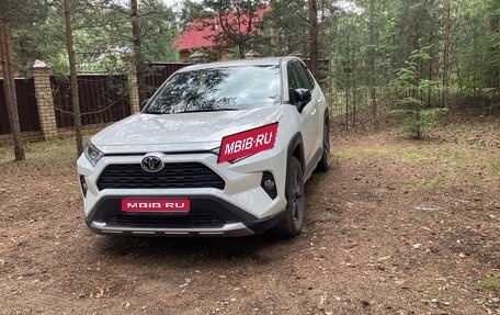 Toyota RAV4, 2022 год, 3 490 000 рублей, 1 фотография