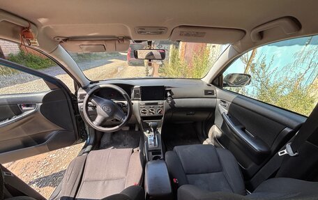 Toyota Corolla, 2005 год, 680 000 рублей, 7 фотография