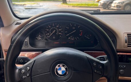 BMW 5 серия, 2003 год, 820 000 рублей, 9 фотография