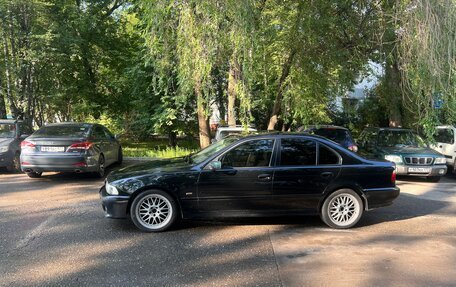 BMW 5 серия, 2003 год, 820 000 рублей, 19 фотография