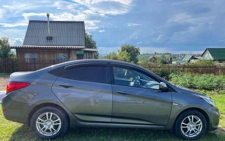 Hyundai Solaris II рестайлинг, 2013 год, 930 000 рублей, 6 фотография