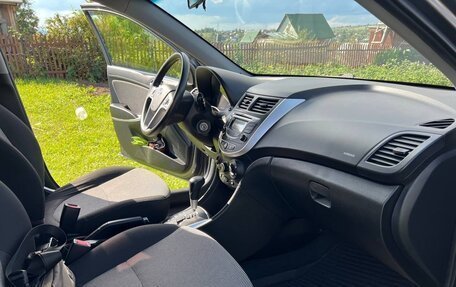 Hyundai Solaris II рестайлинг, 2013 год, 930 000 рублей, 11 фотография