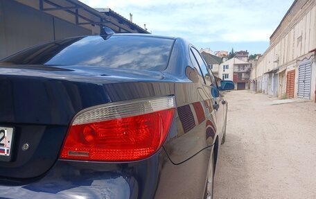 BMW 5 серия, 2004 год, 1 320 000 рублей, 3 фотография