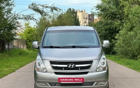 Hyundai Grand Starex Grand Starex I рестайлинг 2, 2011 год, 1 230 000 рублей, 3 фотография