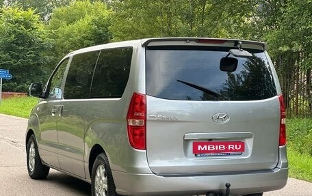 Hyundai Grand Starex Grand Starex I рестайлинг 2, 2011 год, 1 230 000 рублей, 5 фотография