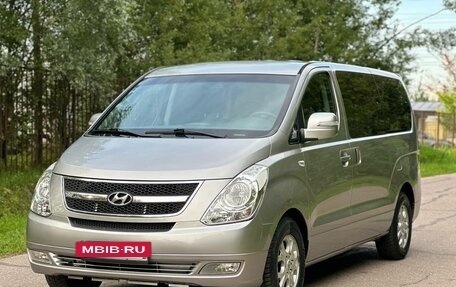 Hyundai Grand Starex Grand Starex I рестайлинг 2, 2011 год, 1 230 000 рублей, 4 фотография