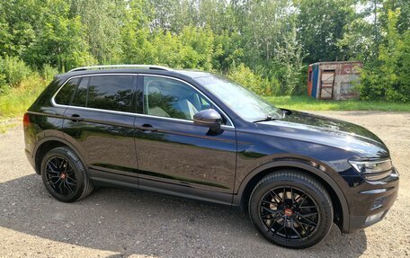 Volkswagen Tiguan II, 2018 год, 3 470 000 рублей, 3 фотография