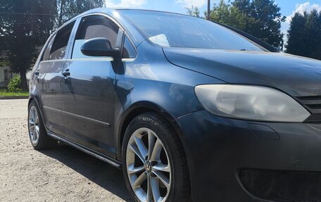 Volkswagen Golf Plus II, 2011 год, 500 000 рублей, 1 фотография