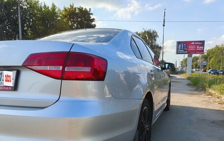 Volkswagen Jetta VI, 2015 год, 1 090 000 рублей, 10 фотография