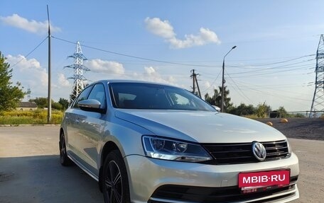 Volkswagen Jetta VI, 2015 год, 1 090 000 рублей, 25 фотография