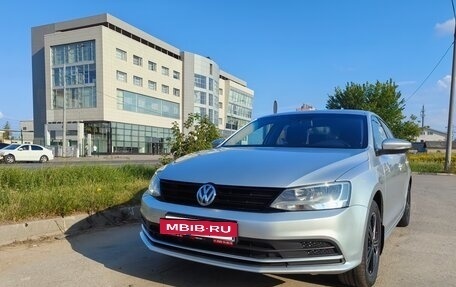 Volkswagen Jetta VI, 2015 год, 1 090 000 рублей, 20 фотография