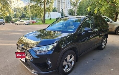 Toyota RAV4, 2020 год, 3 750 000 рублей, 3 фотография