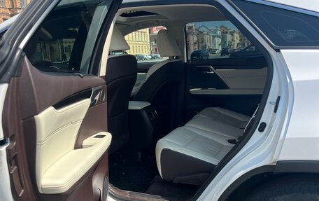 Lexus RX IV рестайлинг, 2018 год, 4 600 000 рублей, 15 фотография