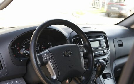 Hyundai H-1 II рестайлинг, 2019 год, 3 089 733 рублей, 5 фотография