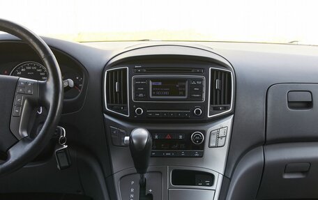Hyundai H-1 II рестайлинг, 2019 год, 3 089 733 рублей, 16 фотография