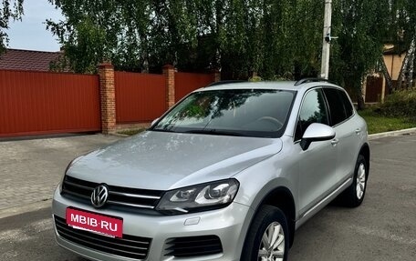 Volkswagen Touareg III, 2011 год, 2 550 000 рублей, 1 фотография