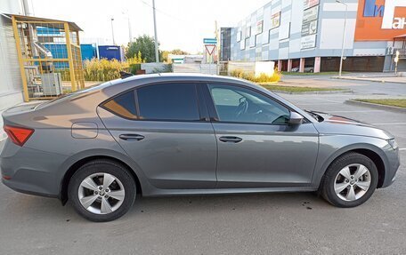 Skoda Octavia IV, 2021 год, 2 300 000 рублей, 5 фотография