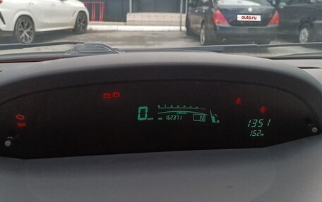 Toyota Yaris III рестайлинг, 2008 год, 700 000 рублей, 32 фотография
