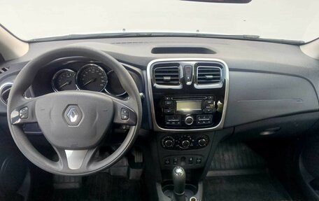 Renault Logan II, 2017 год, 670 000 рублей, 11 фотография