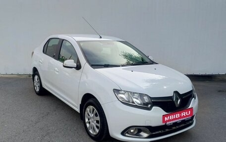 Renault Logan II, 2017 год, 670 000 рублей, 3 фотография